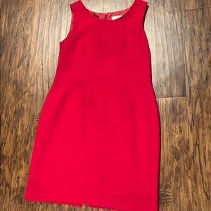 Red shift dress with small slit in the back
